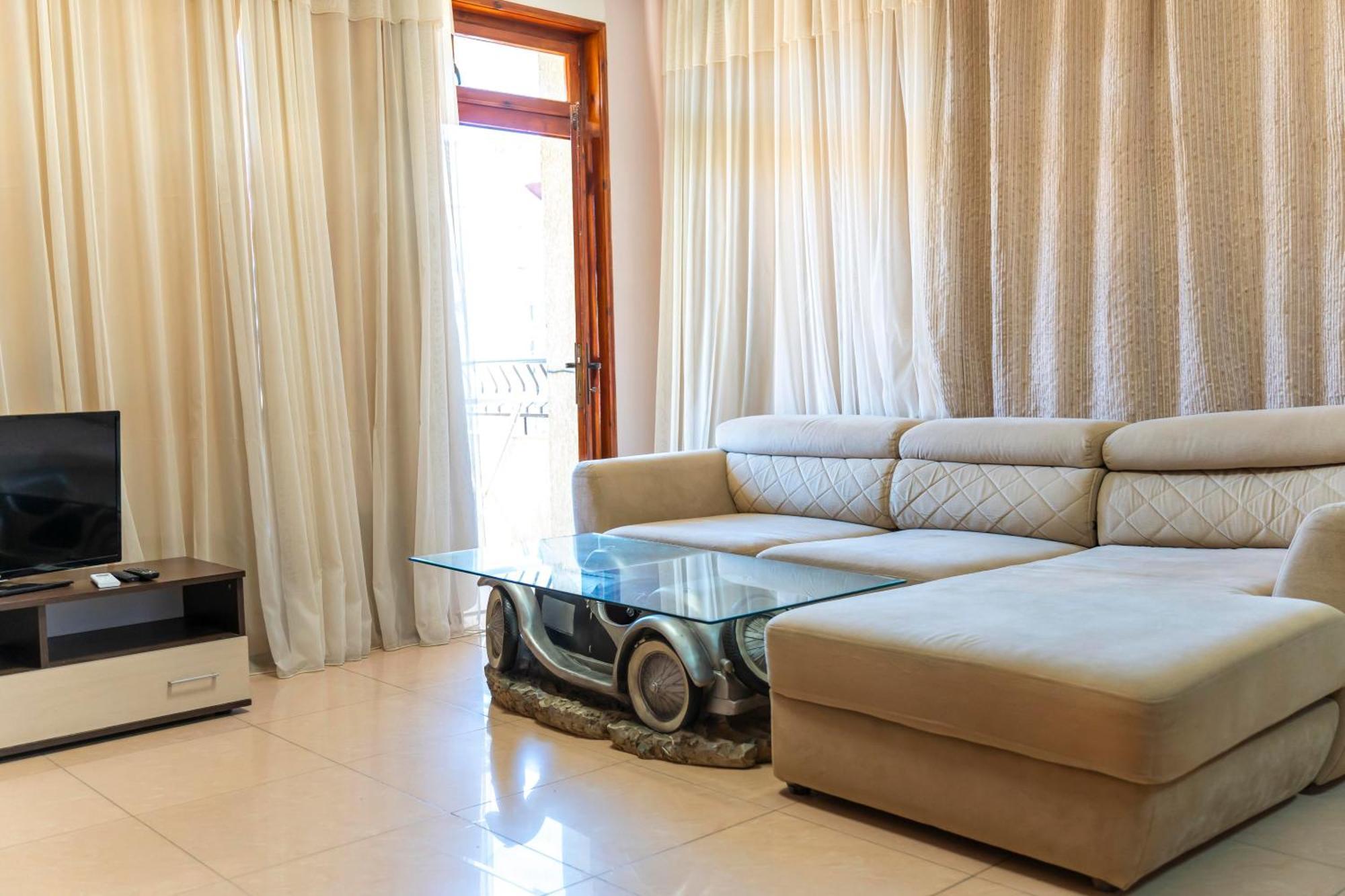 Family House Katerini Hotel เนเซบาร์ ภายนอก รูปภาพ